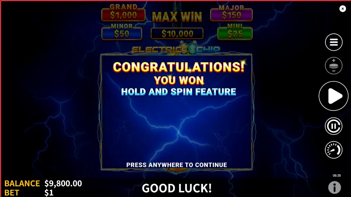 Electric Chip slot neon at lightning theme